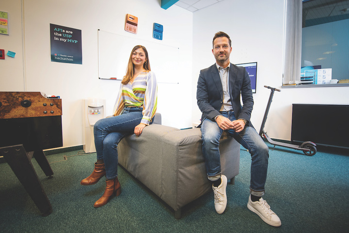 Design Summit 2021 - Hogyan lehet élmény egy átutalás? A bankolás érzelmi döntés